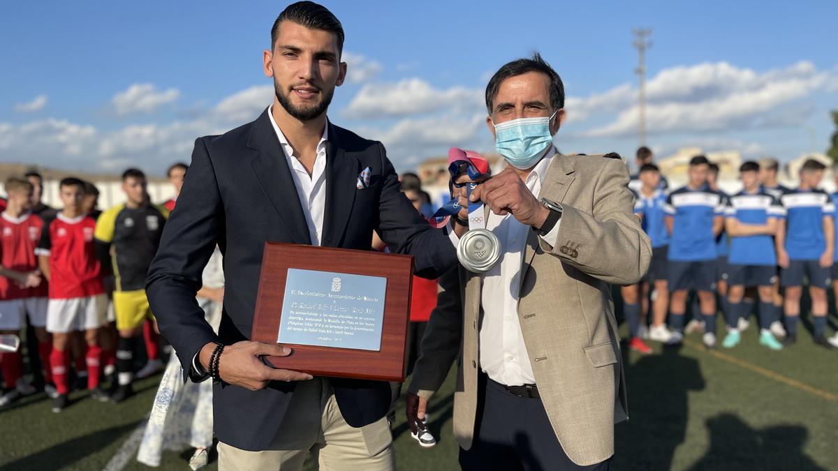 Homenaje a Rafa Mir en Javalí Nuevo.