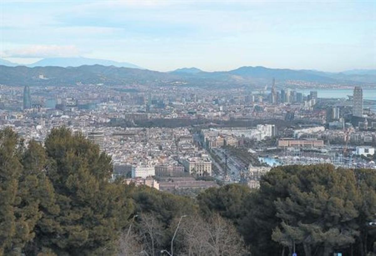 Castell de Montjuïc 3El millor ’skyline’ a prop del port.