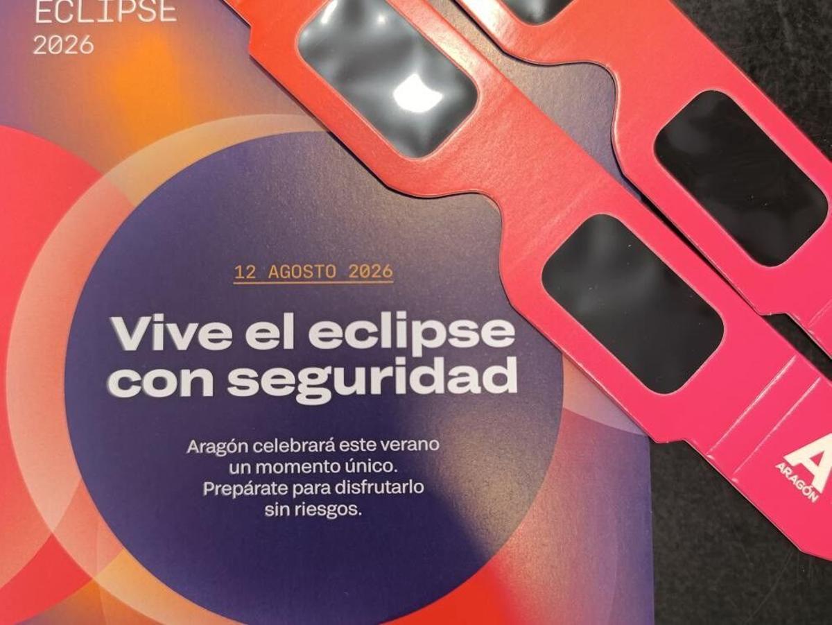 Gafas homologadas para observar el eclipse solar.