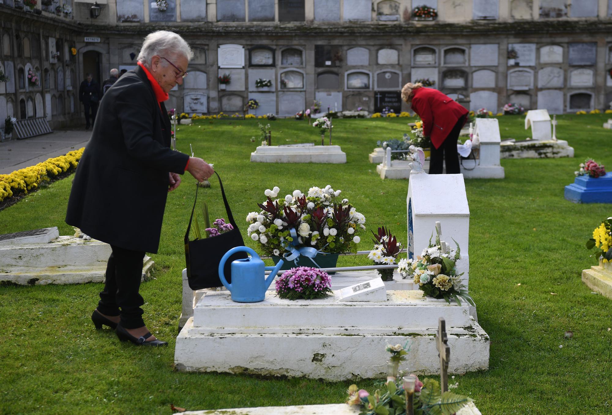 Día de Todos los Santos: ofrenda floral en San Amaro