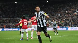 Osula celebra el gol del triunfo del Newcastle ante el Manchester United, este miércoles.