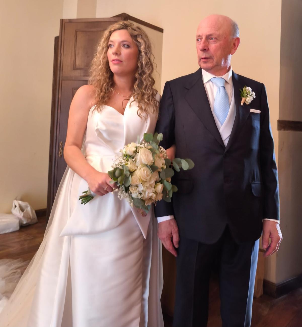 La boda de Marta Canteli y Luis Pola, en imágenes