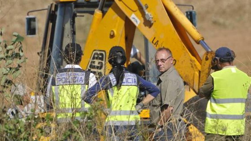 El padre de Marta del Castillo ofreció 18.000 euros a Carcaño para que le dijera dónde está el cadáver de su hija