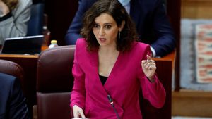 Un regidor madrileny del PP dona positiu després d’un sopar en què hi havia Ayuso