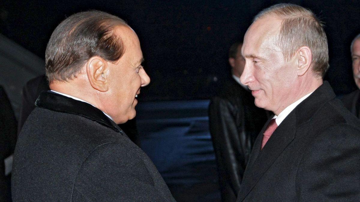 Silvio Berlusconi y Vladímir Putin.