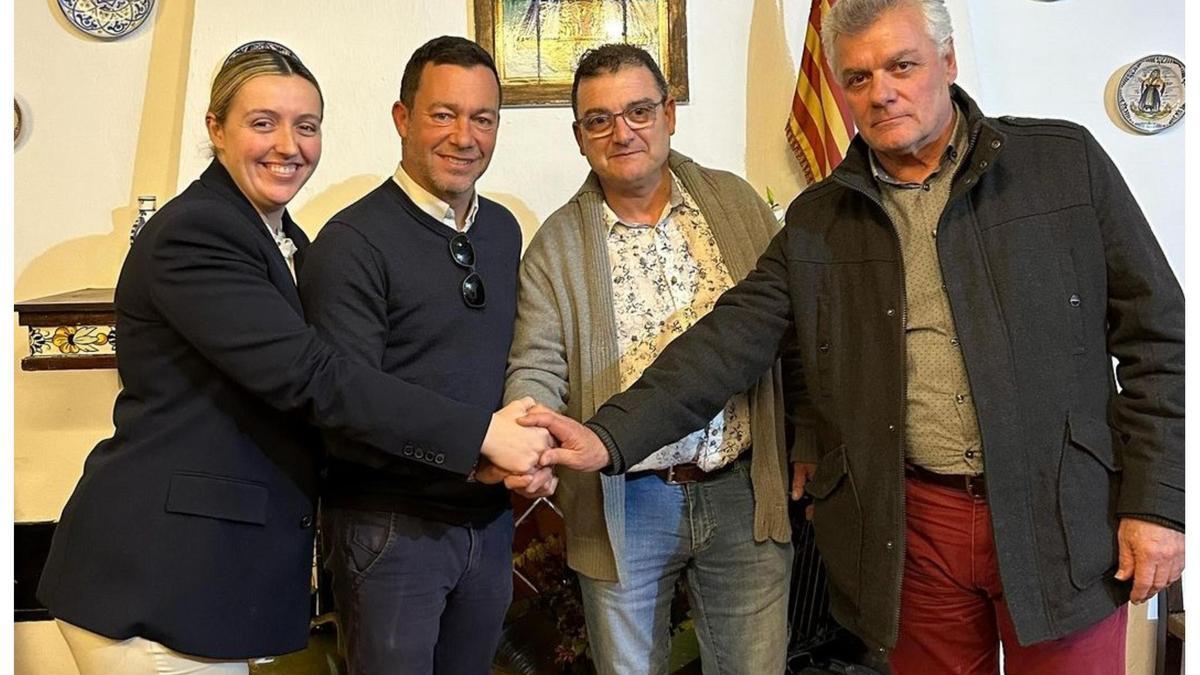 Pere Baenas firma con Císcar-Burriana