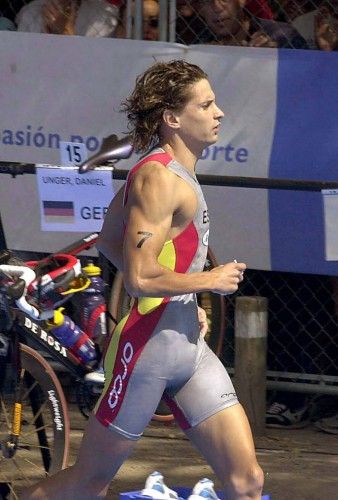 Iván Raña ha sido campeón del Mundo de triatlón y ha participado en tres Juegos Olímpicos, los de Sydney, Atenas y Pekín.