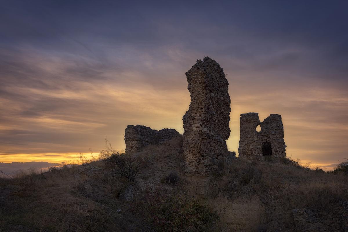 Ruinas del castillo medieval de Saldaña