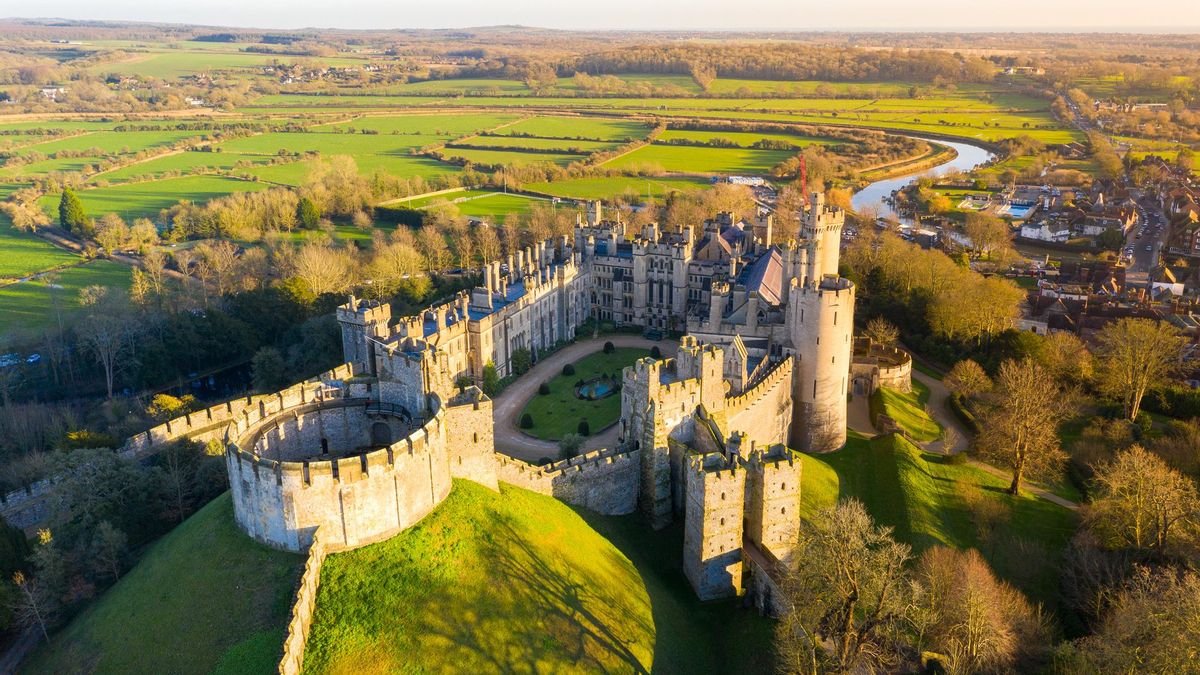 El pueblo medieval más bonito de Inglaterra esconde un castillo milenario y una catedral neogótica única en el mundo