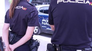 Intervingudes 400.000 llaminadures caducades en establiments xinesos de Madrid