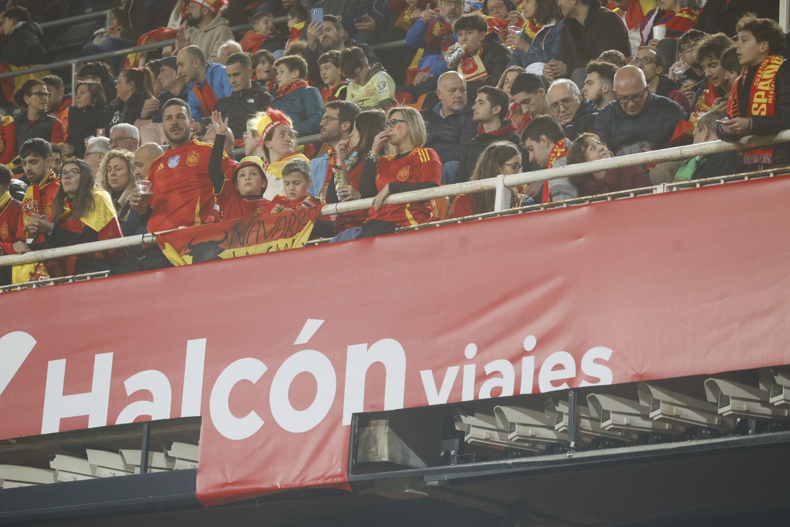 España - Países Bajos: Búscate en la grada de Mestalla