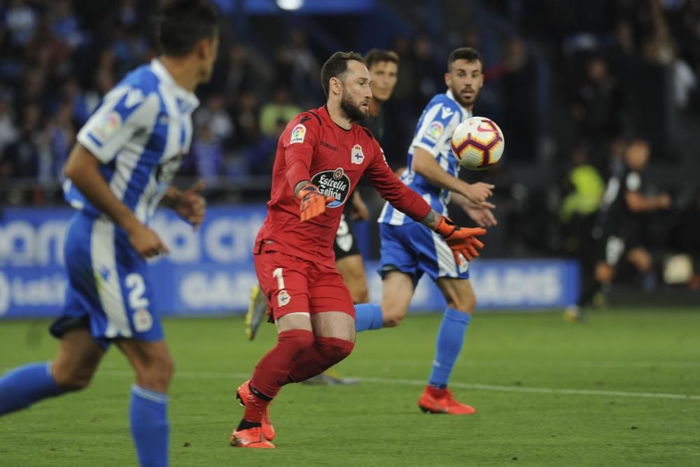 El Dépor remonta y le gana 4-2 al Málaga