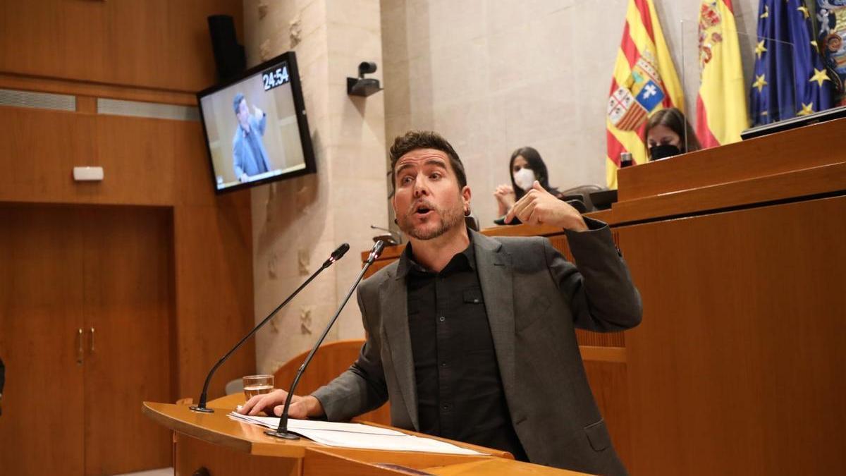 El portavoz de Podemos en las Cortes de Aragón, Nacho Escartín, ha intervenido esta tarde en las Cortes.