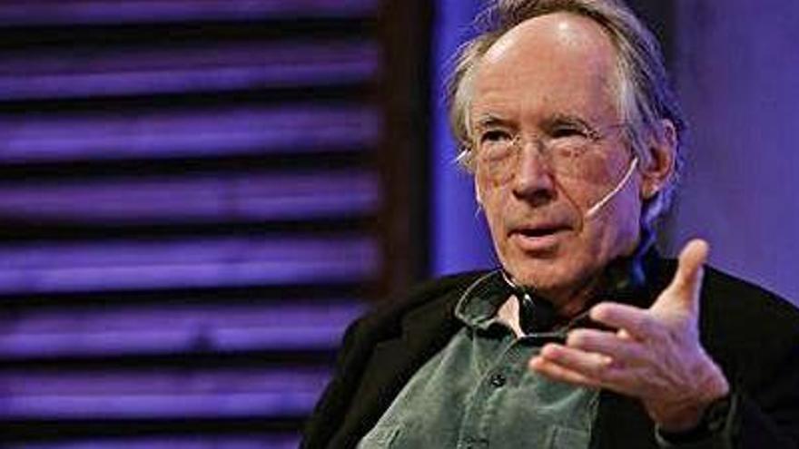 El britànic Ian McEwan s&#039;infiltra en el terreny de la ciència-ficció