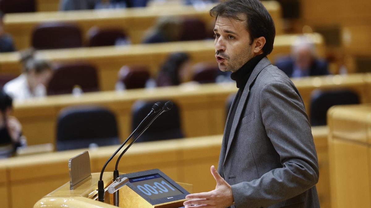 Javier Sánchez Serna interviene en el Congreso de los Diputados.