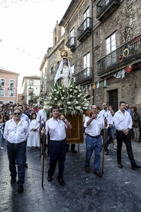 Fiestas en el Grupo Covadonga y en Cimadevilla