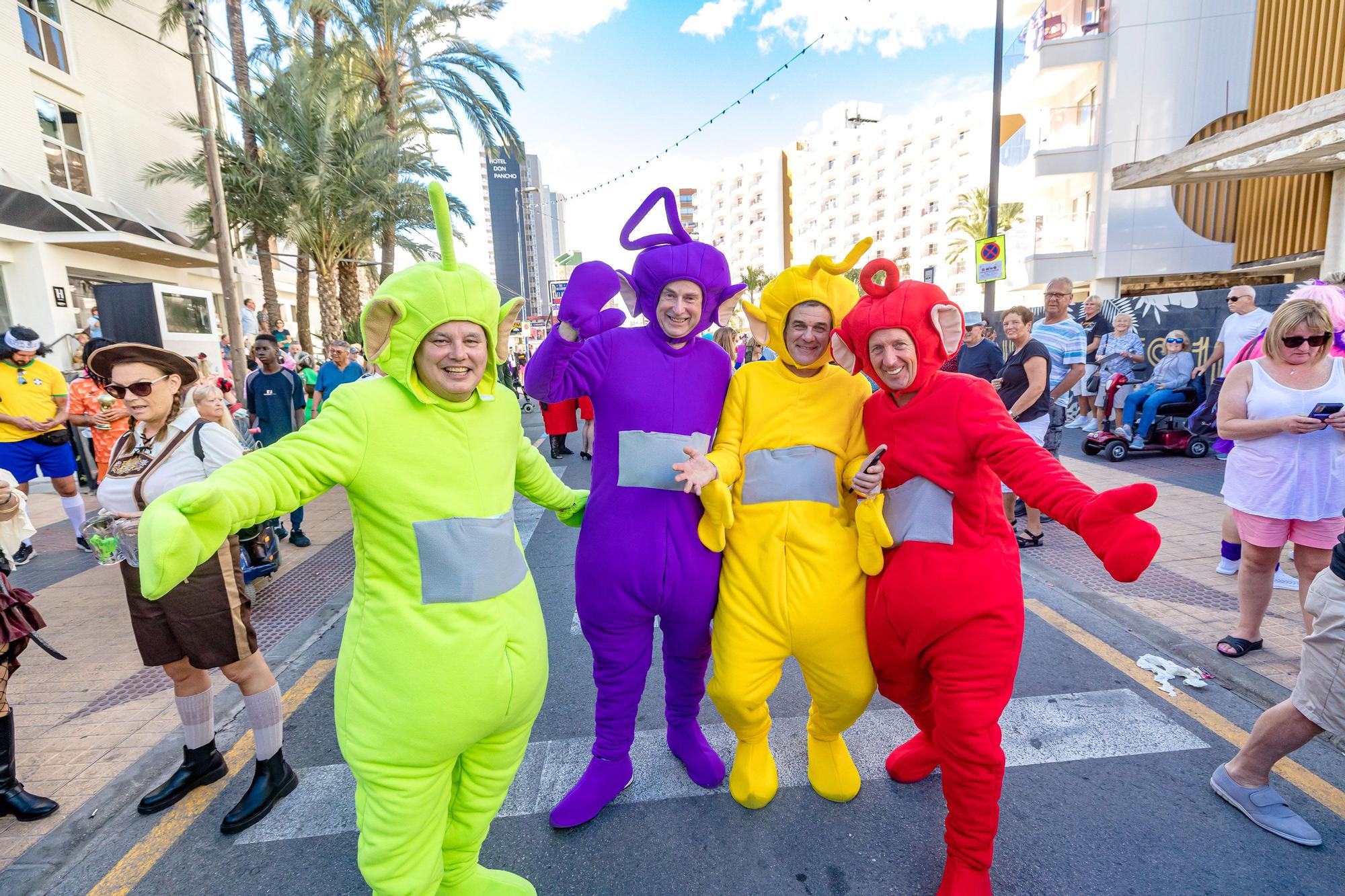 La "Fancy Dress" llena de disfraces Benidorm