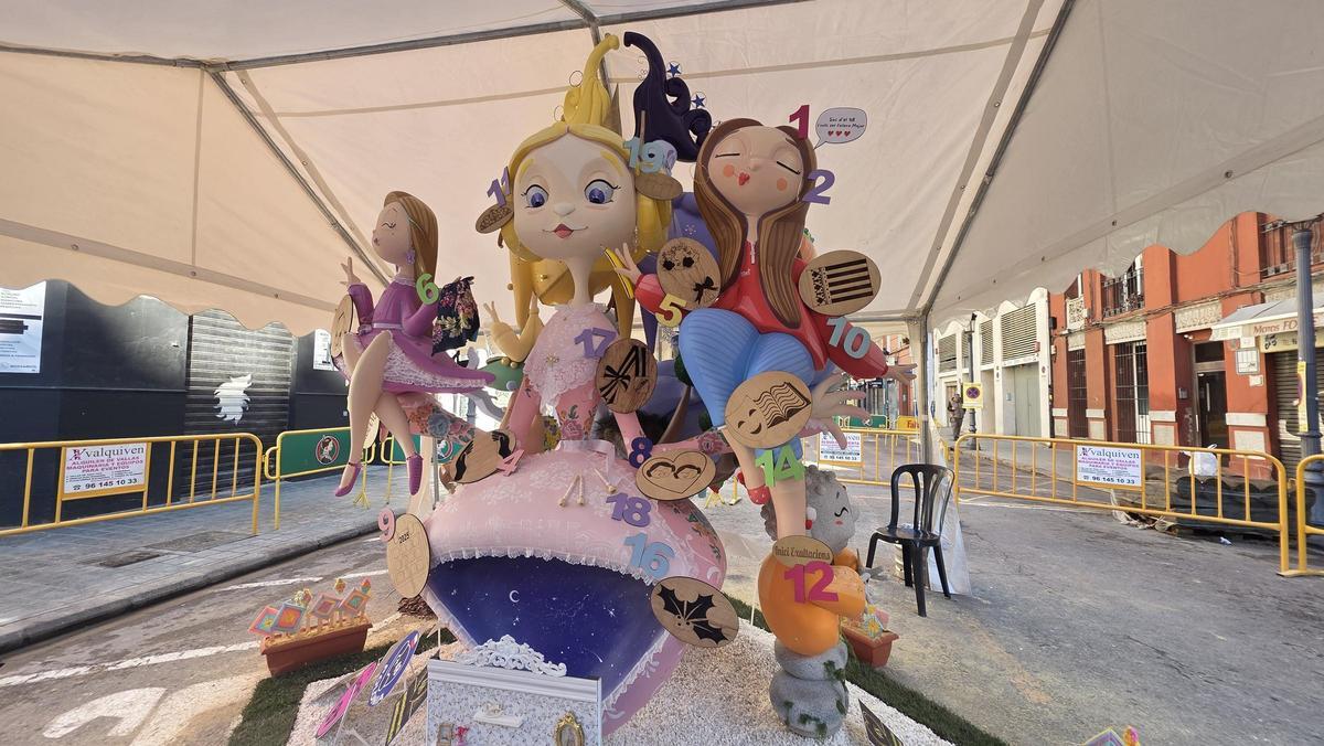 La falla infantil estaba dedicada al número "Quarantauit"