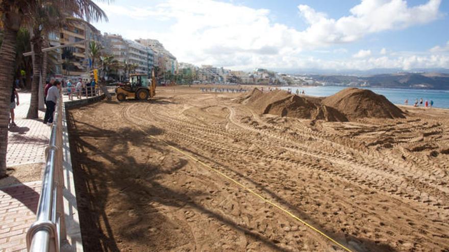 Las Canteras prepara su Belén de Arena