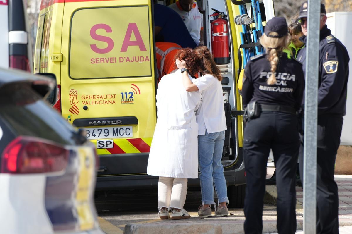 Fallece la enfermera apuñalada por su exmarido en el centro de salud de Benicàssim