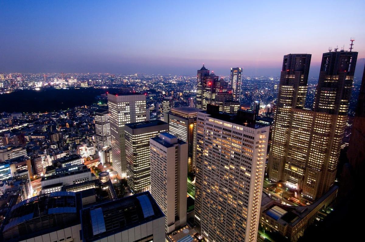 Vista aérea nocturna de Tokio