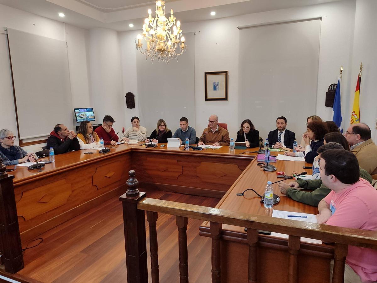 La última sesión plenaria del Concello de Bueu, celebrada el 2 de marzo.