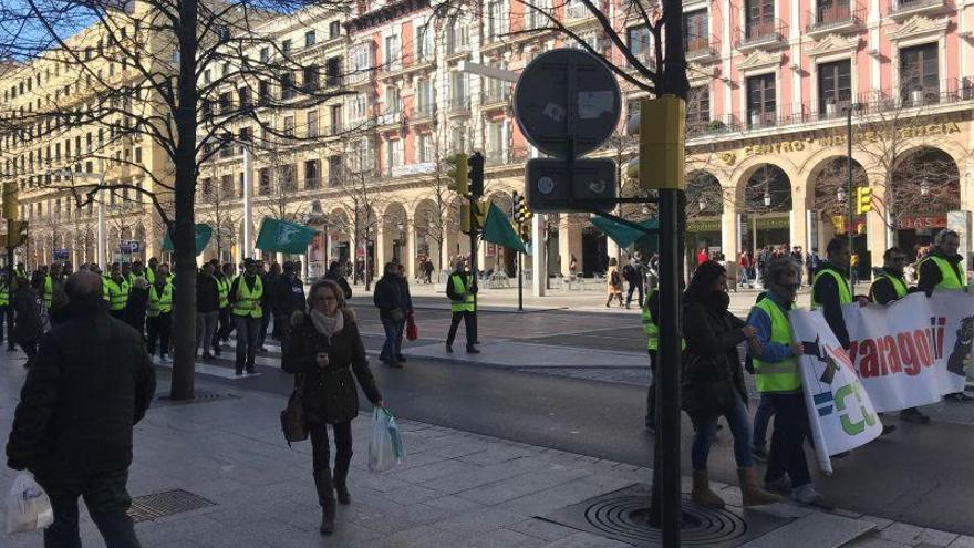 Los trabajadores de FCC desalojan la acampada de plaza de Europa por &quot;responsabilidad&quot;