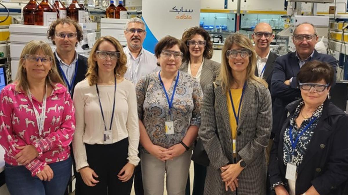 La Fundación SABIC España dona más de 50 equipos de laboratorio