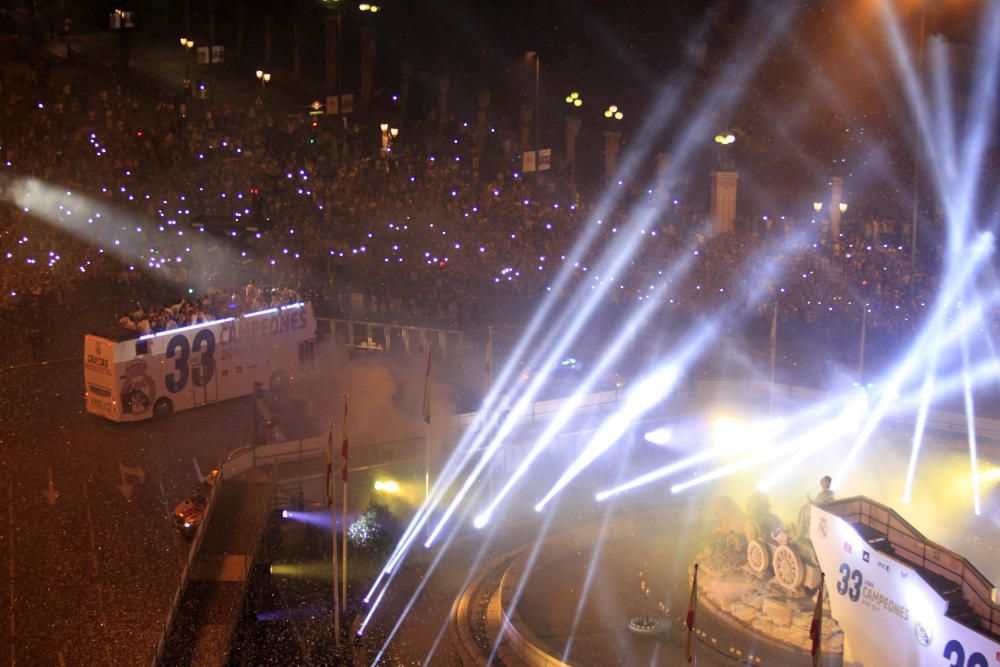 Fiesta del Real Madrid en Cibeles