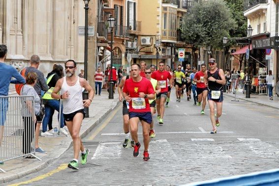 9.000 Läufer aus 49 Ländern gingen am Sonntag den 15.10. an den Start. In der Marathon Disziplin gingen die Deutschen leer aus.