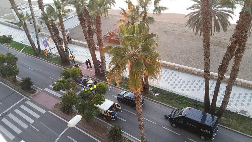 El cuerpo era encontrado cerca del Hotel Miramar, en el paseo marítimo.