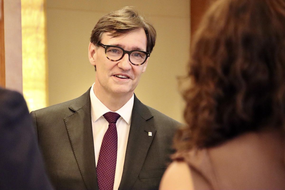 Illa comienza su último día en China con una agenda centrada en el sector de la automoción