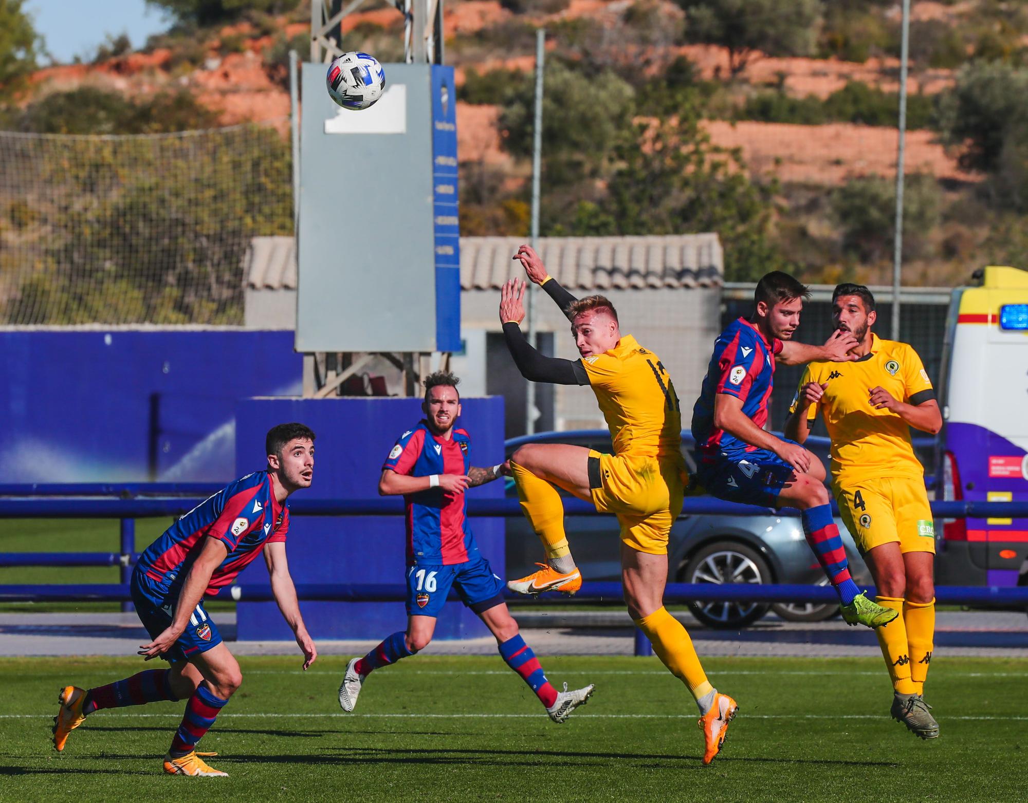 Atlético Levante - Hércules: las imágenes del partido