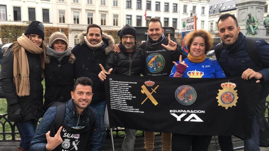 Un grupo de malagueños de Jupol en Bruselas.