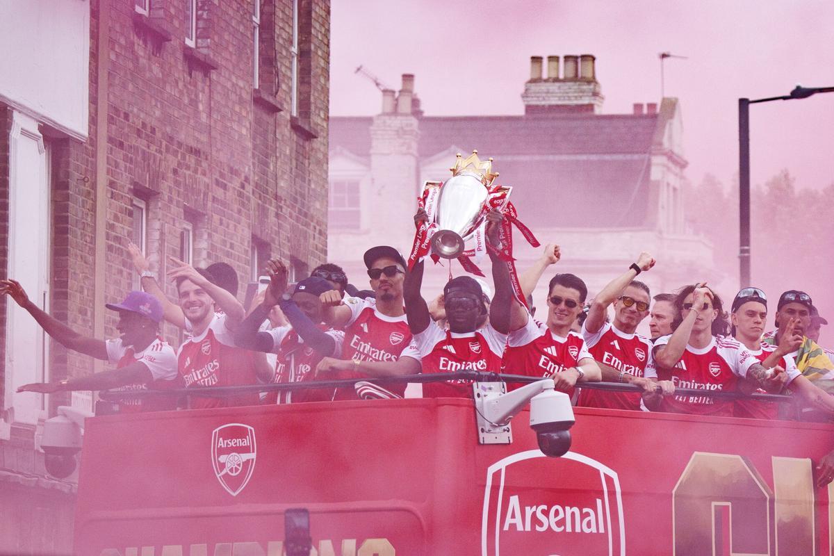 Las mejores imágenes del desfile del Arsenal por la Premier League Las mejores imágenes del desfile del Arsenal por la Premier League