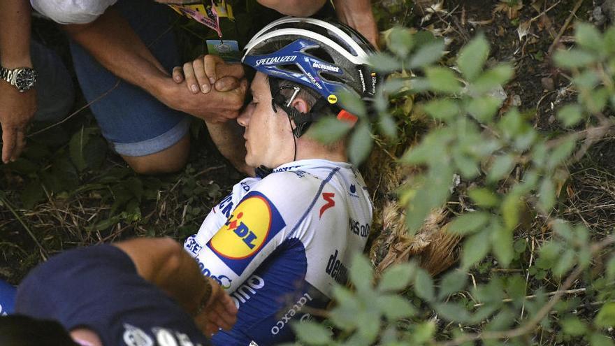 Remco Evenepoel es fractura la pelvis en caure per un pont en el Gir de Llombardia