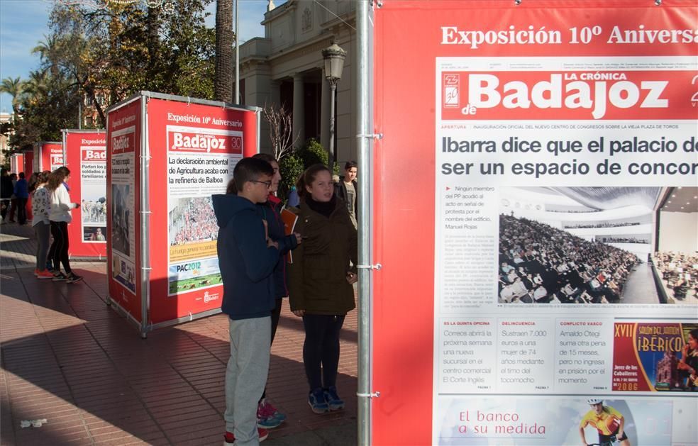 Exposición de portada del X aniversario de La Crónica de Badajoz