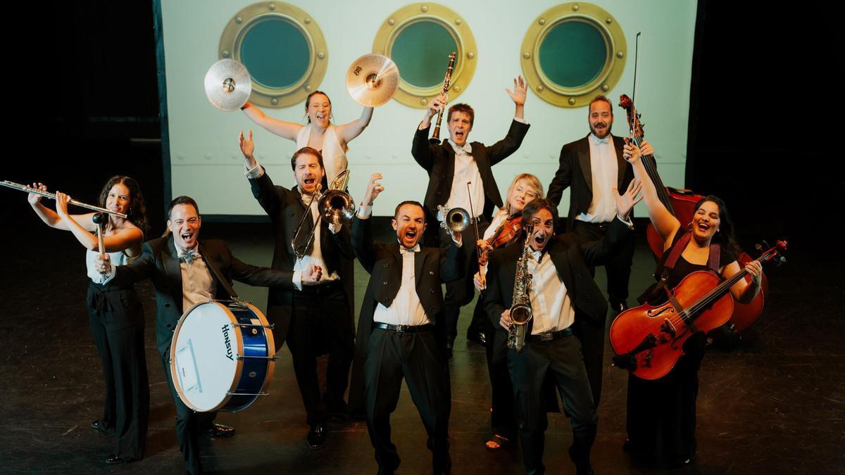 La Orquesta de las Esquinas trae un espectáculo musical completo para la previa de Nochebuena