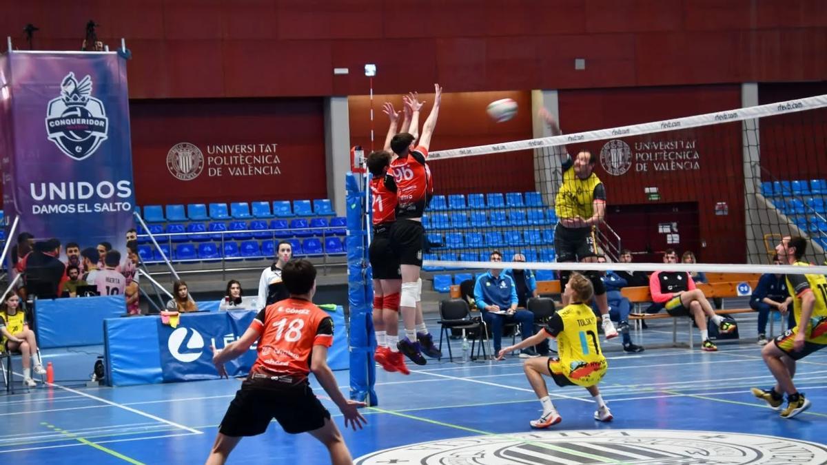 Duelo provincial: Conqueridor 3 - 0 FamilyCash Xàtiva Voleibol.