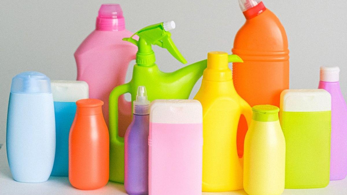 研究では、一部の消毒剤は摂取した場合よりも吸入した場合の毒性が高いと警告しています