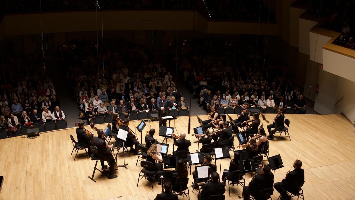 Orquesta Sinfónica de València ofrece el concierto al Patrimonio Institucional.