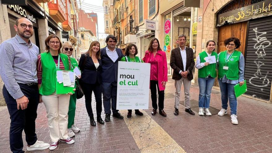 Las autoridades presentaron ayer la campaña en la Vía Sindicat de Palma. | CAIB