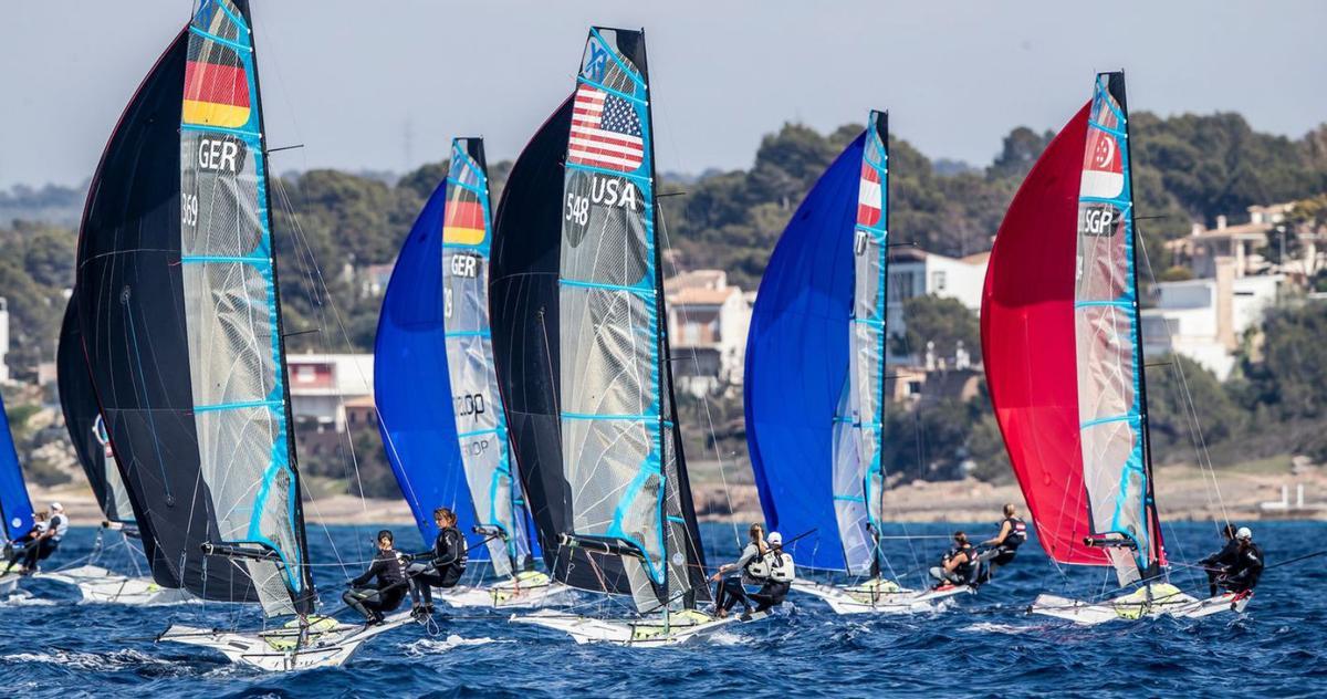 Regatistas en plena competición durante el Trofeo Princesa Sofía de Palma 2021. | PRINCESA SOFÍA