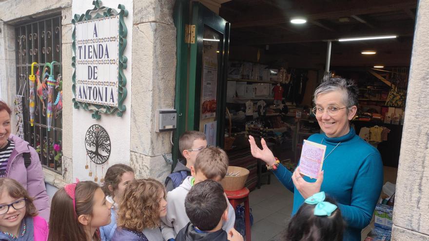 En imágenes: Así celebran la poesía Tapia y Castropol