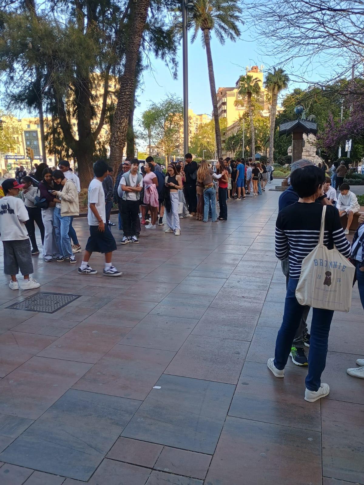Taco Bell desata la locura en Palma: largas colas por un burrito gratis