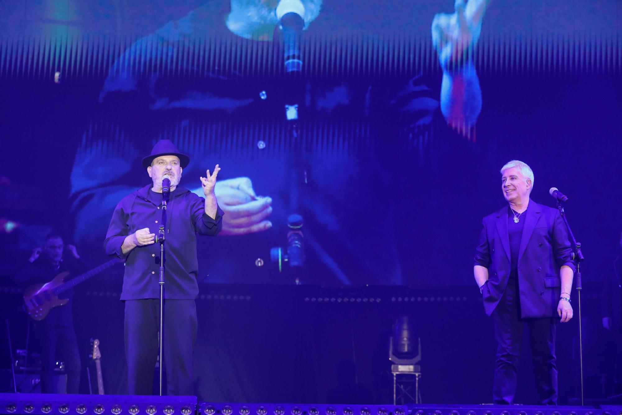 EN IMÁGENES: El concierto de "Los Pecos" en Avilés