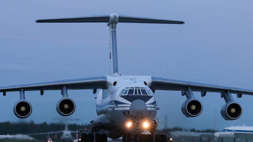 Veintinueve muertos al estrellarse un avión militar ruso en Crimea