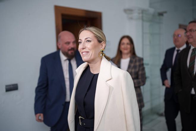 Galería | Tercera sesión del debate de investidura de María Guardiola