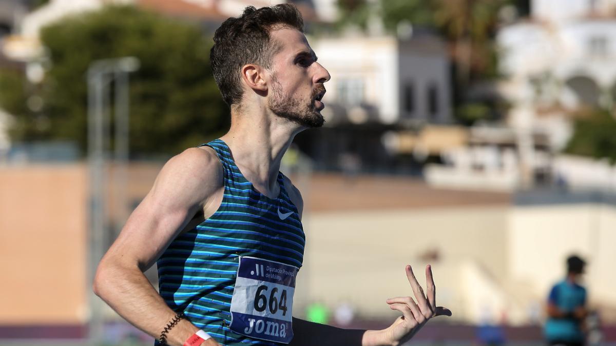 Álvaro de Arriba logró una buena marca en 800 metros