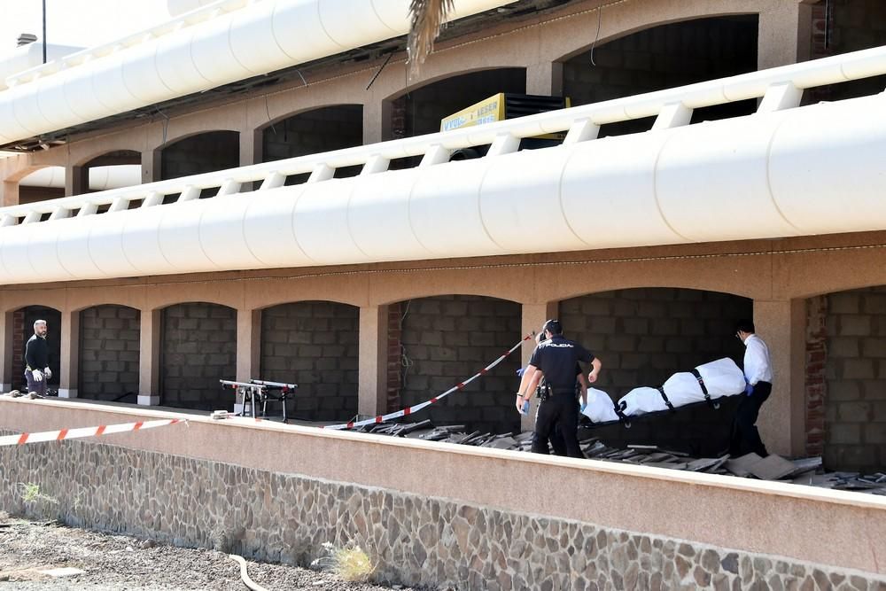 Hallan un cadáver en un centro comercial de Maspalomas.